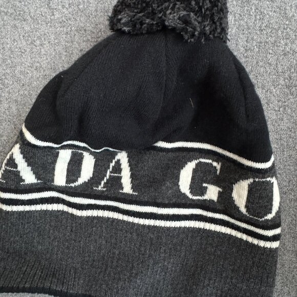 【Brand NEW】Canada Goose Beanie Women - Picture 5 of 5